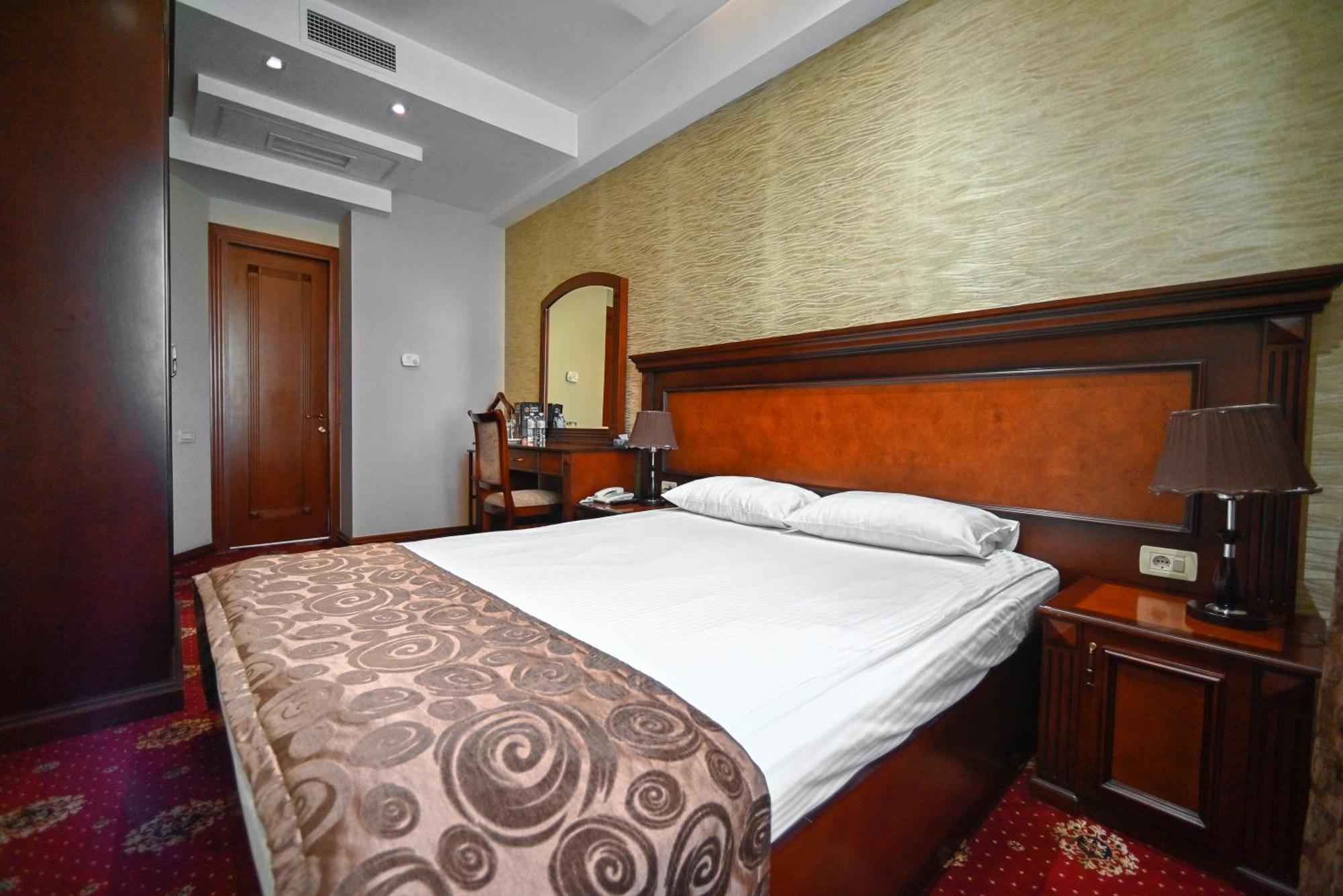 Spa Hotel Grace Forum Erywań Pokój zdjęcie