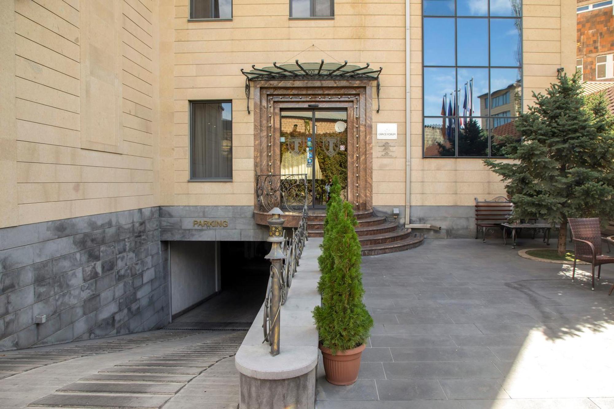 Spa Hotel Grace Forum Erywań Zewnętrze zdjęcie